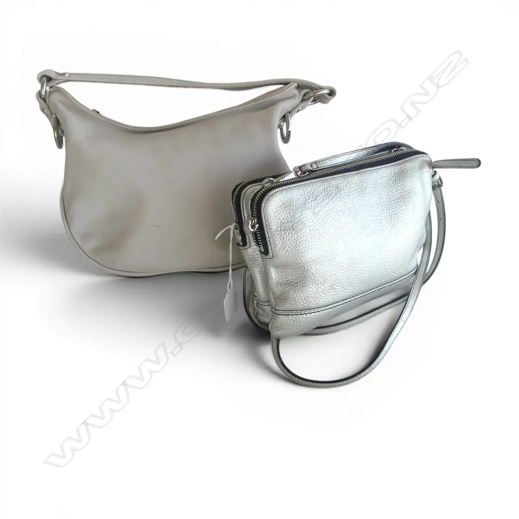 2 OROTON LEATHER HAND BAGS W.300mm Image 1++