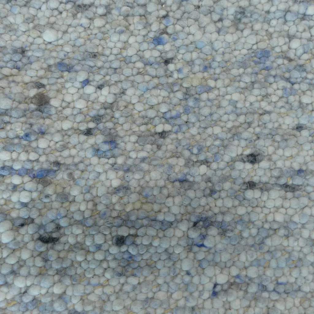 BOUCLE STYLE WOOL RUG  Image 1++