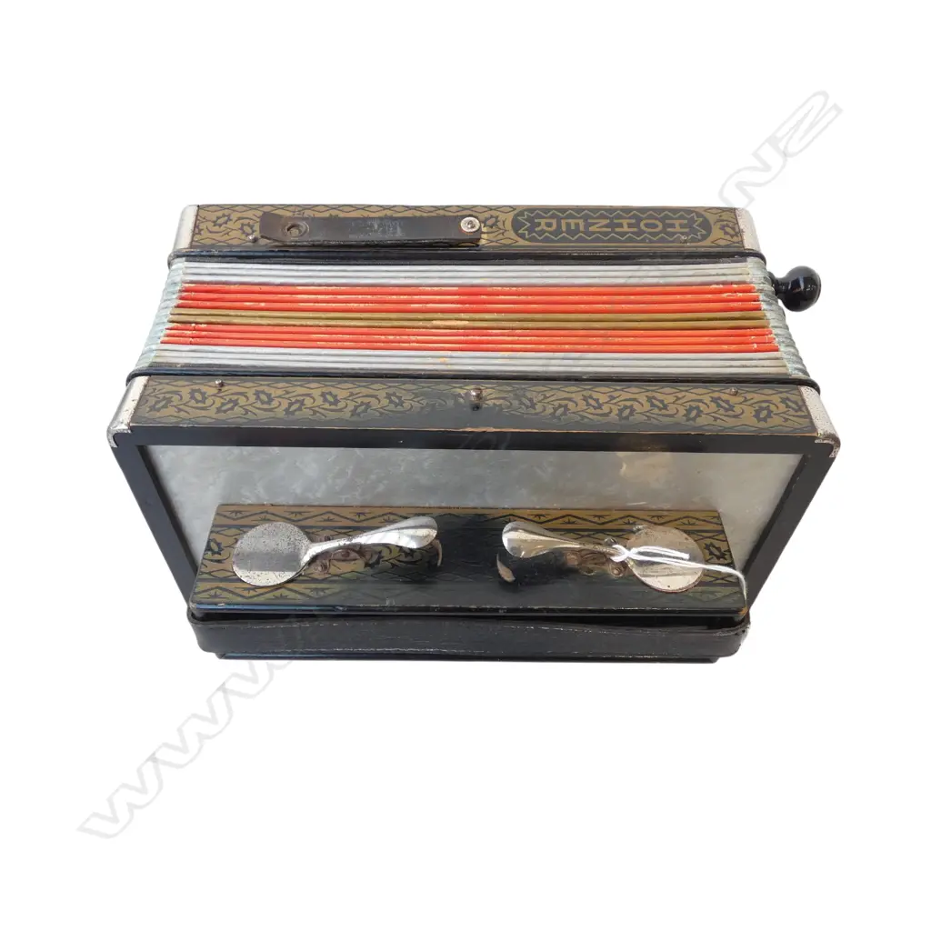 HOHNER ACCORDIAN W.320mm Image 1++
