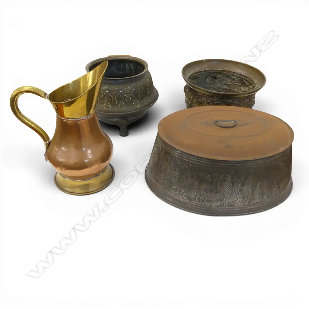 4 PCES; COPPER JUG H.350mm, 2 JARDINIERES, METAL FOOD COVER  Image 1++