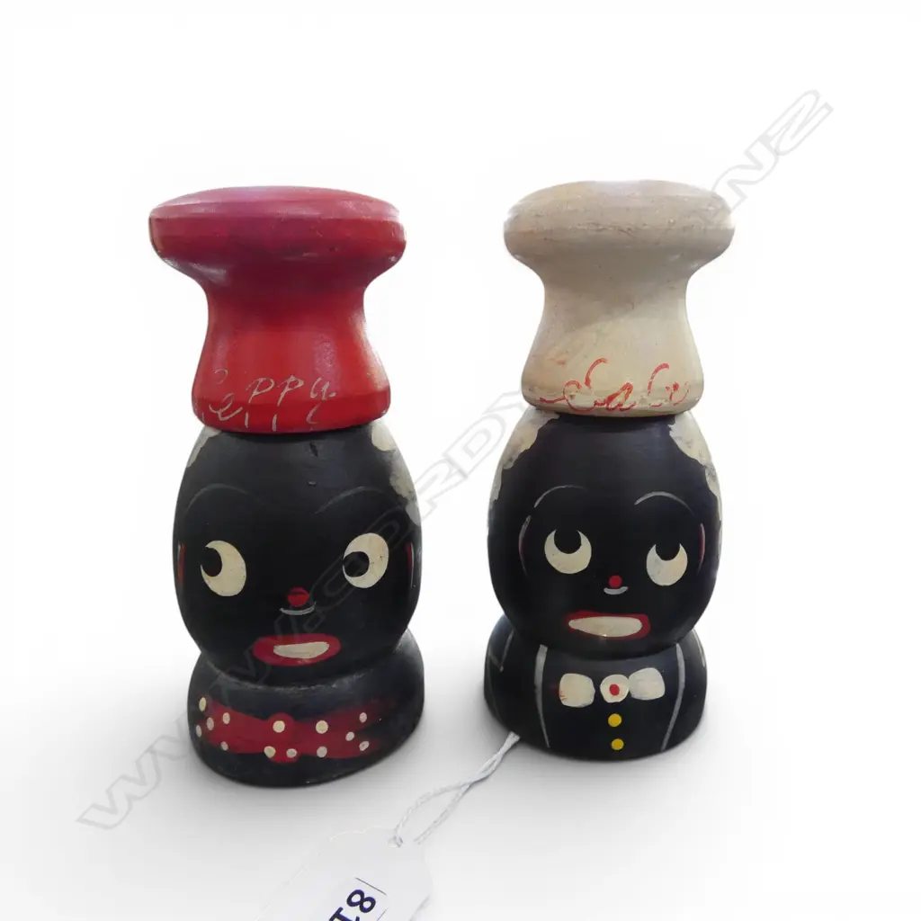 PR NOVELTY SALT & PEPPER SHAKERS H.230mm Image 1++