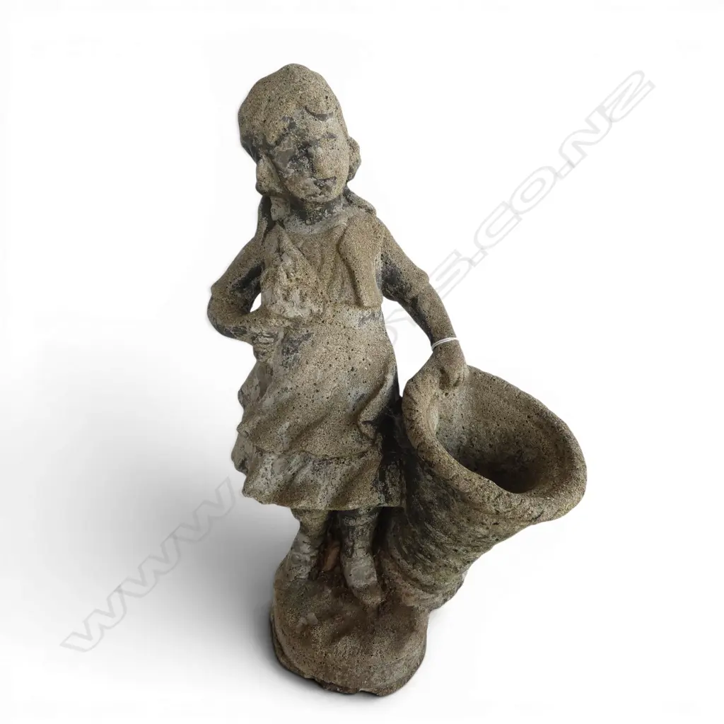 VINTAGE CONCRETE GARDEN STATUE OF GIRL W. BOUQUET, H. 360MM  Image 1++