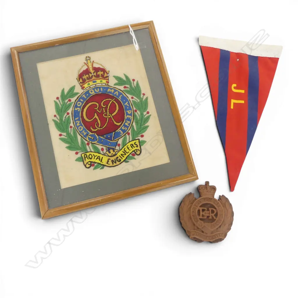 3 PCES RELATING TO ROYAL ENGINEERS; EMBROIDERED PANEL 215x175mm, PENNANT FLAG, RESIN PLAQUE Image 1++