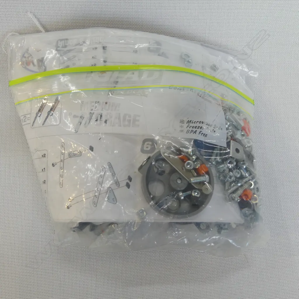 MECCANO METAL MOTORBIKE RACER CONSTRUCTION SET  Image 1++