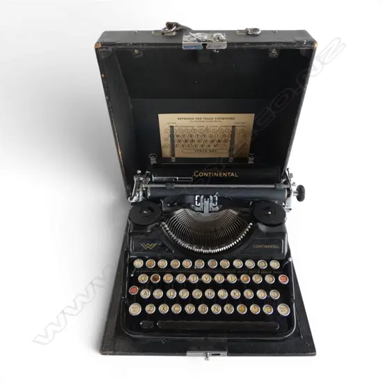 1930’S TYPEWRITER ‘CONTINENTAL’ WANDERER-WERKE GERMANY IN CASE, L.340MM  W.325MM (CASE)