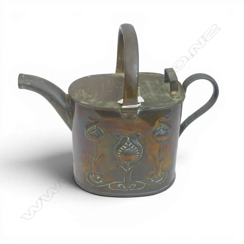 ARTS & CRAFTS COPPER WATERING CAN H.260mm Image 1++