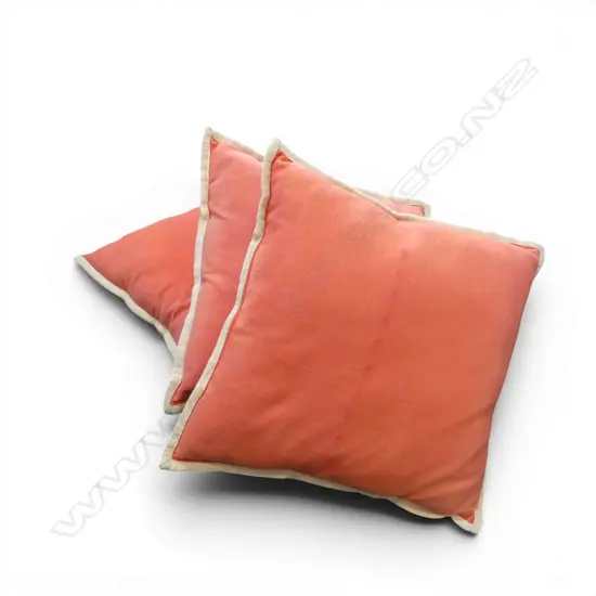 3 RED LINEN CUSHIONS 450x450mm