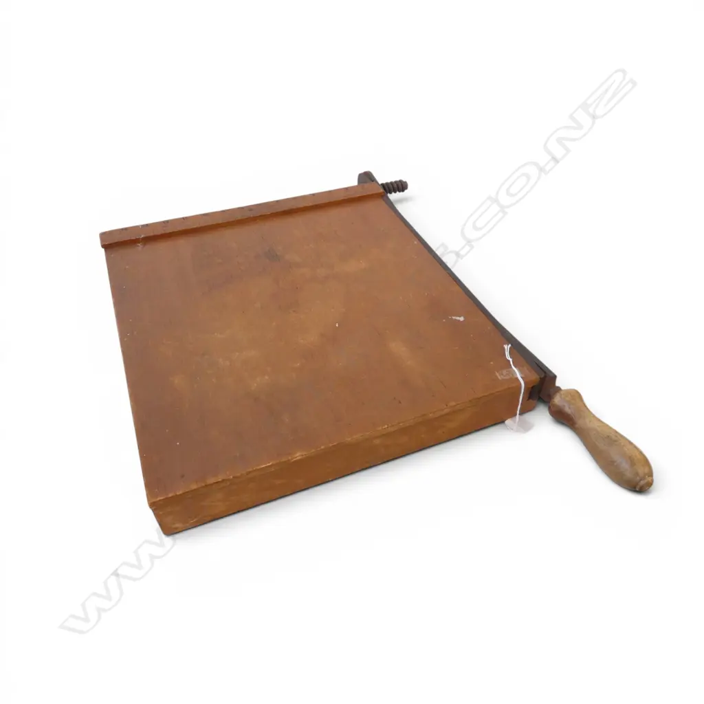 VINTAGE WOODEN GUILLOTINE W.600mm Image 1++