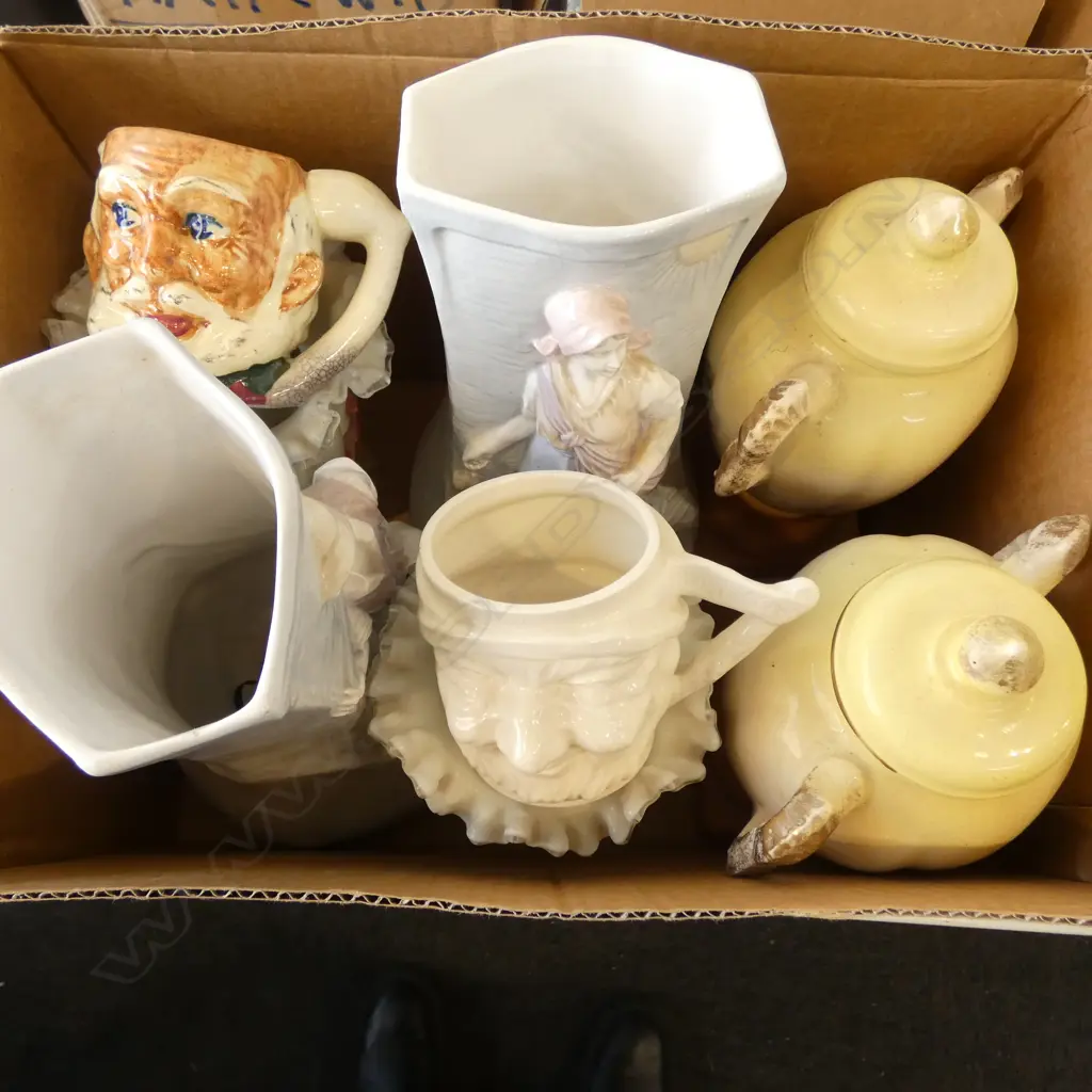 ASST. CHINA; 3 PRS VASES + 2 TOBY JUGS Image 1++