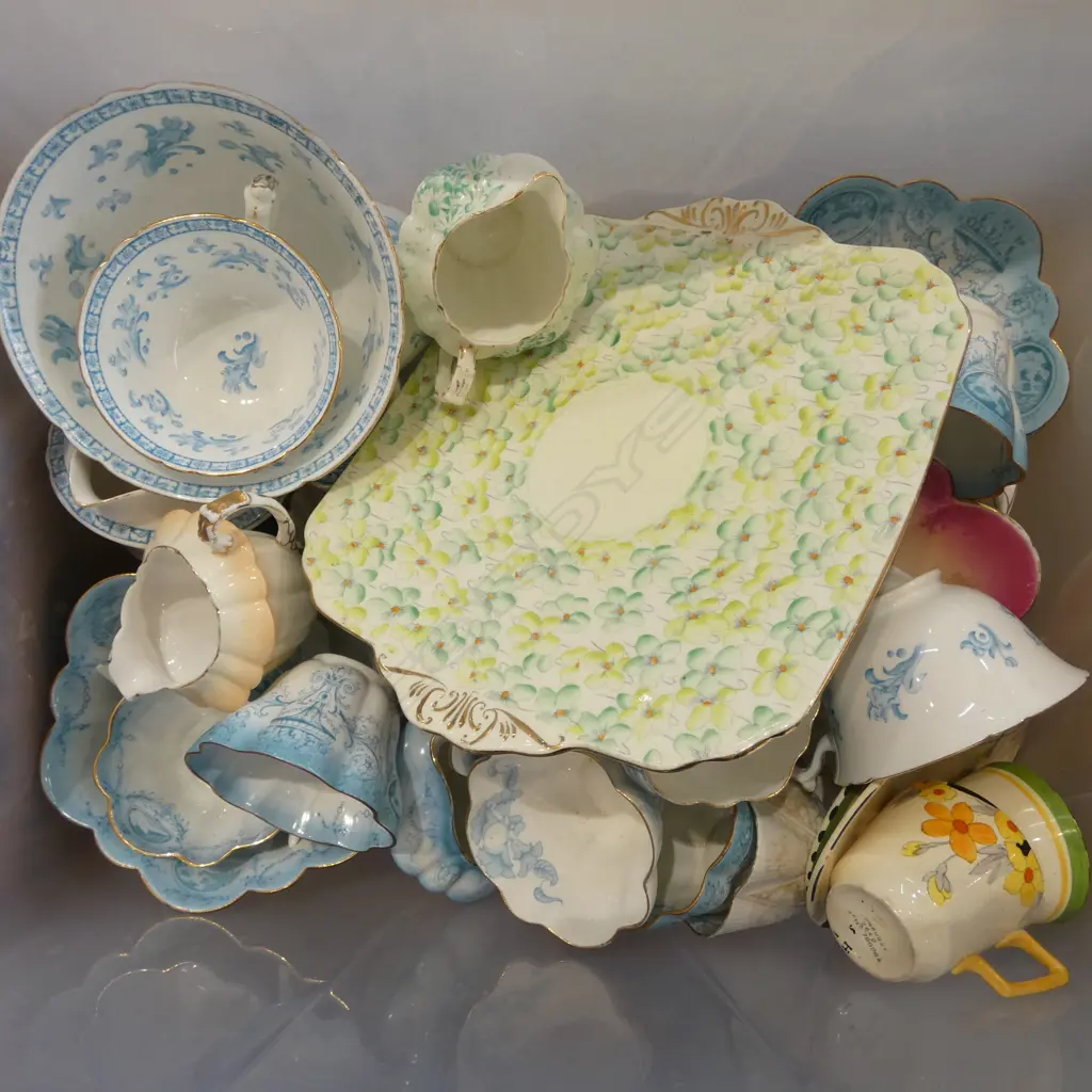 COLLECTION EDWARDIAN PART TEASETS CSPS CREAM SUGARS ETC Image 1++