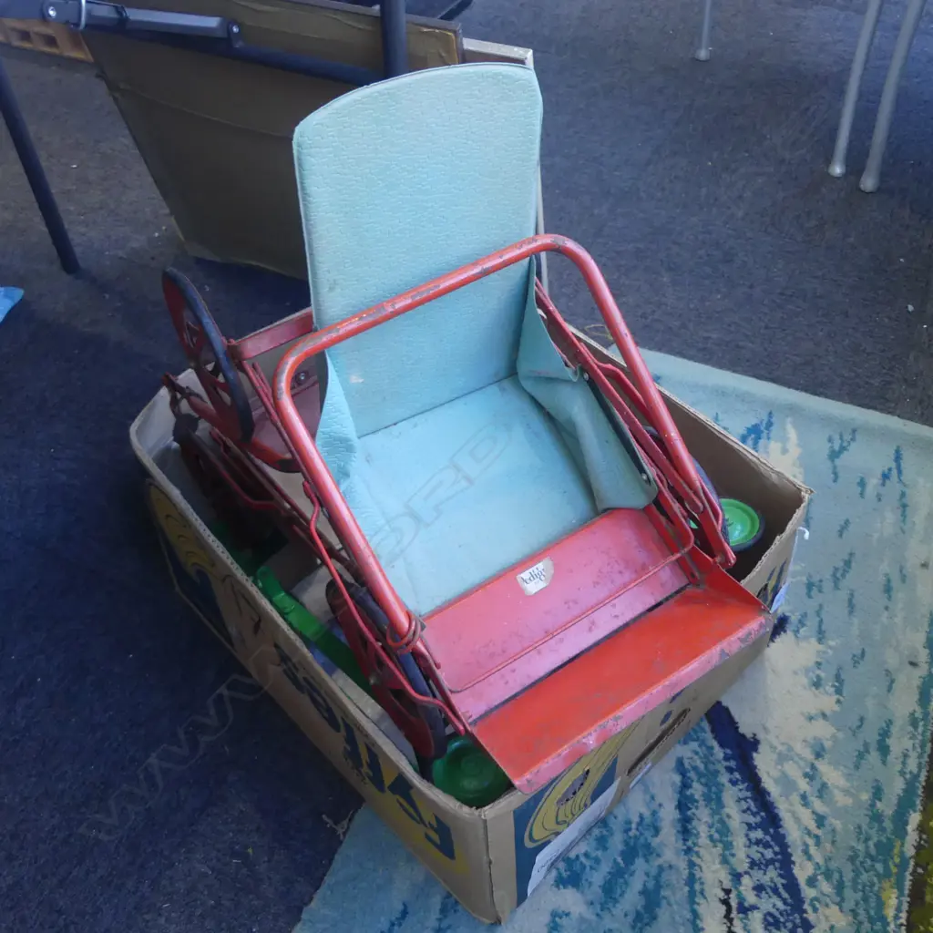 2 VINTAGE PEDIGREE CHILDS DOLLS PUSH CHAIRS one a/f + CHILDS WASHING WRINGER Image 1++