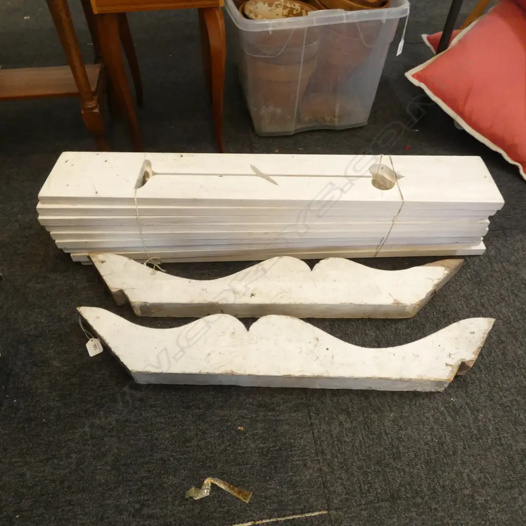 9 WOODEN PLANKS w. CUT OUT DESIGN 860x140mm + 2 OTHER Image 1++