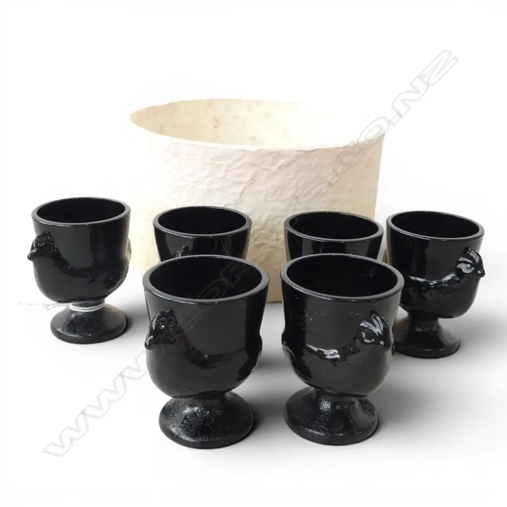 6 LUMINARC BLACK GLASS CHICKEN EGG CUPS H.70mm Image 1++