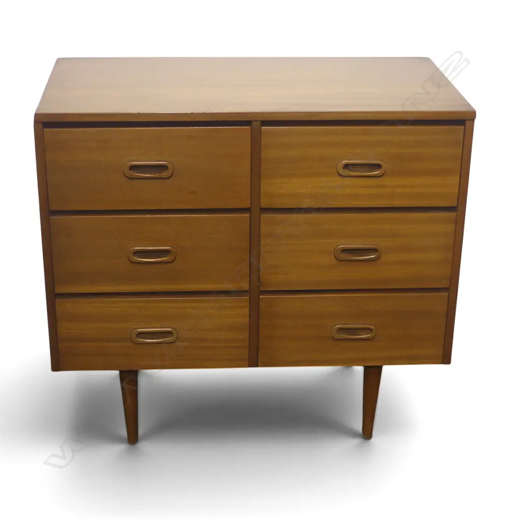 COMPACT RETRO MAHOGANY CHEST OF DRAWERS, 720 X 770 X 400MM Image 1++