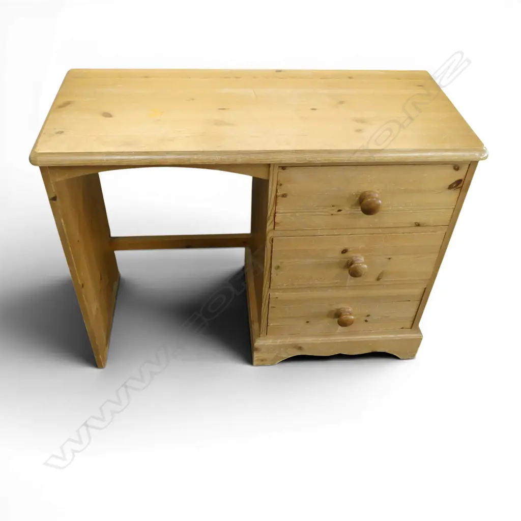 PINE DESK Image 1++