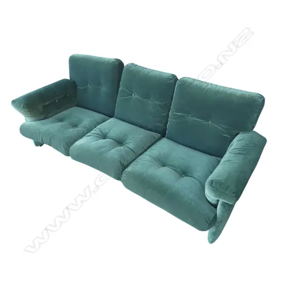 TOBIA & AFRA SCARPA FOR B&B ITALIA 'CORONADO' SOFA IN 'BOTANICAL' GREEN VELVET 1900x900x800mm