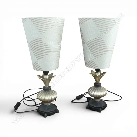 2 TABLE LAMPS H.630mm