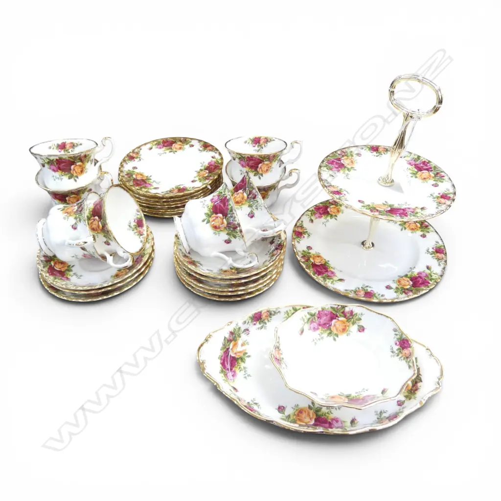 ROYAL ALBERT 'OLD COUNTRY ROSES' PART TEA SET; 8 TRIOS, TIERED STAND, 2 DISHES Image 1++