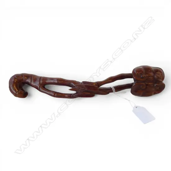ORIENTAL CARVED WOODEN RUYI SCEPTER L.290mm