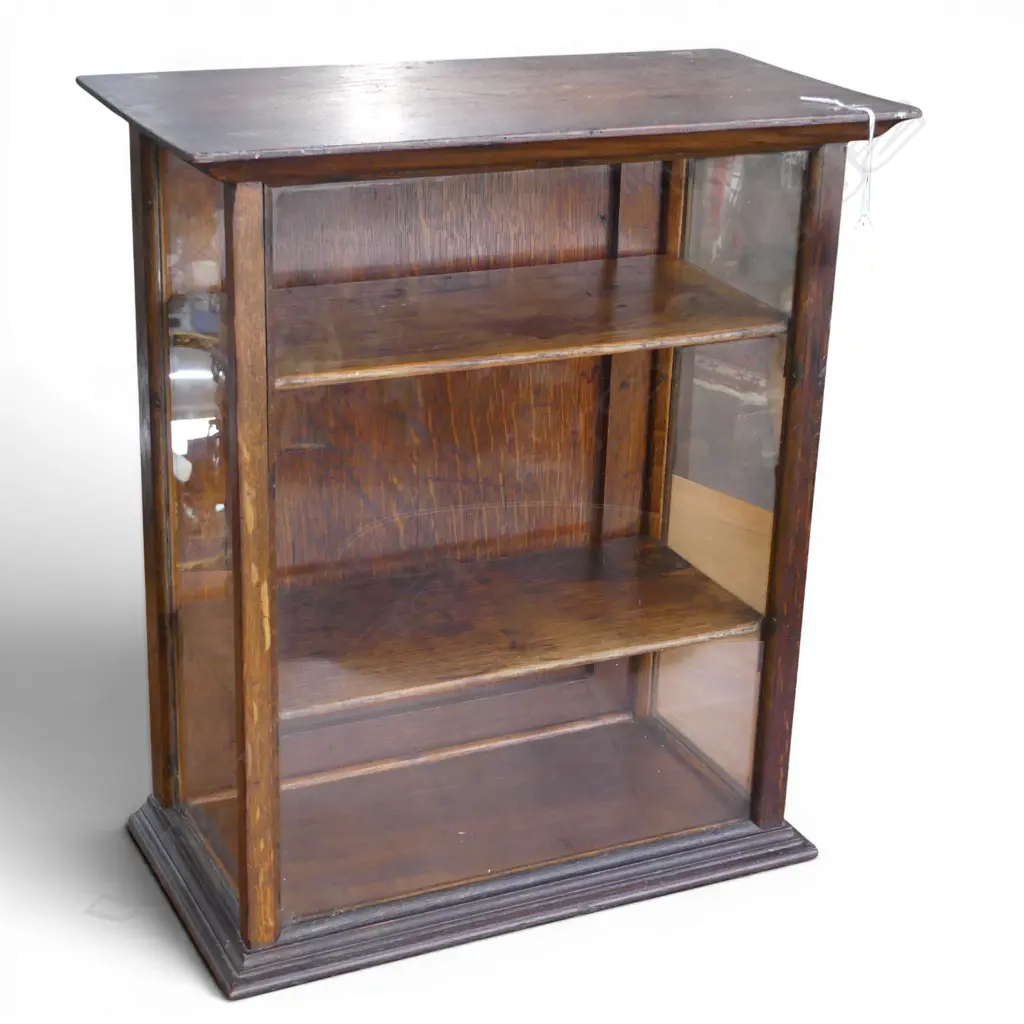 ANTIQUE OAK GLASS DISPLAY CABINET 440x230x510mm Image 1++
