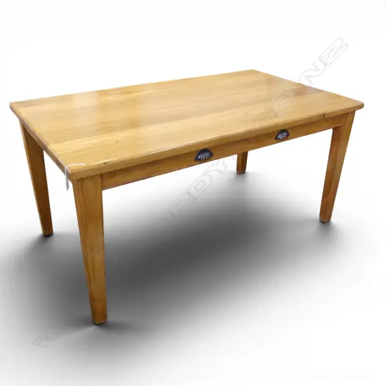 DINING TABLE 1600x900x770mm