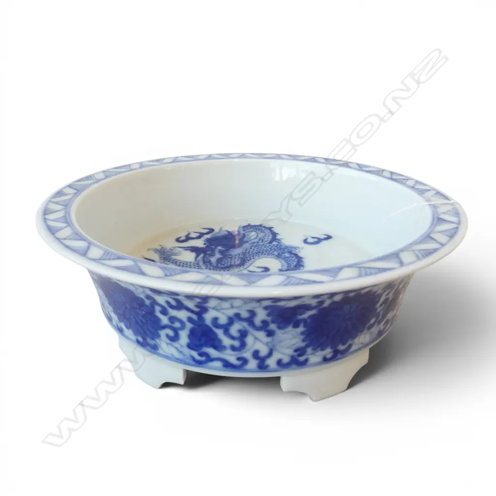 ORIENTAL B/W FOOTED BOWL 275mm dia Image 1++