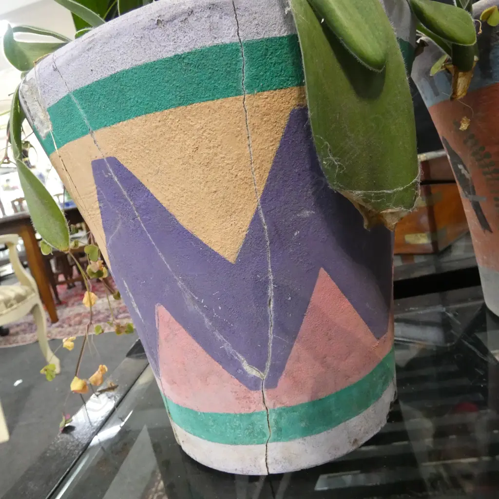 3 HAND MADE PAINTED CONCRETE PLANTERS BY ROSS MICHIE OF KAITAIA (1894-1987) H.220mm FAULTS Image 1++