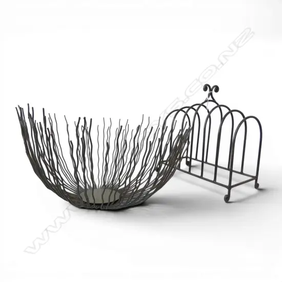 METAL WIRE FRUIT BOWL 400mm dia + RACK
