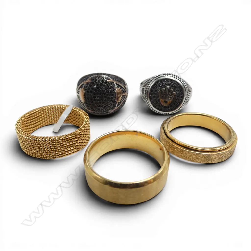 5 MENS RINGS; 2 STG SILVER SIZE Y, 3 GP Image 1++