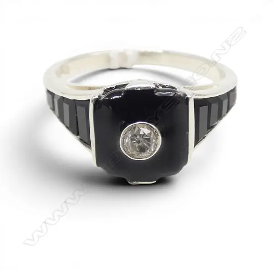 925 SILVER ROSE CUT DIAMOND/ONYX/ENAMEL RING SIZE N
