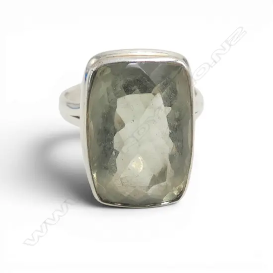 SILVER CUSHION CUT GREEN AMETHYST RING SIZE Q