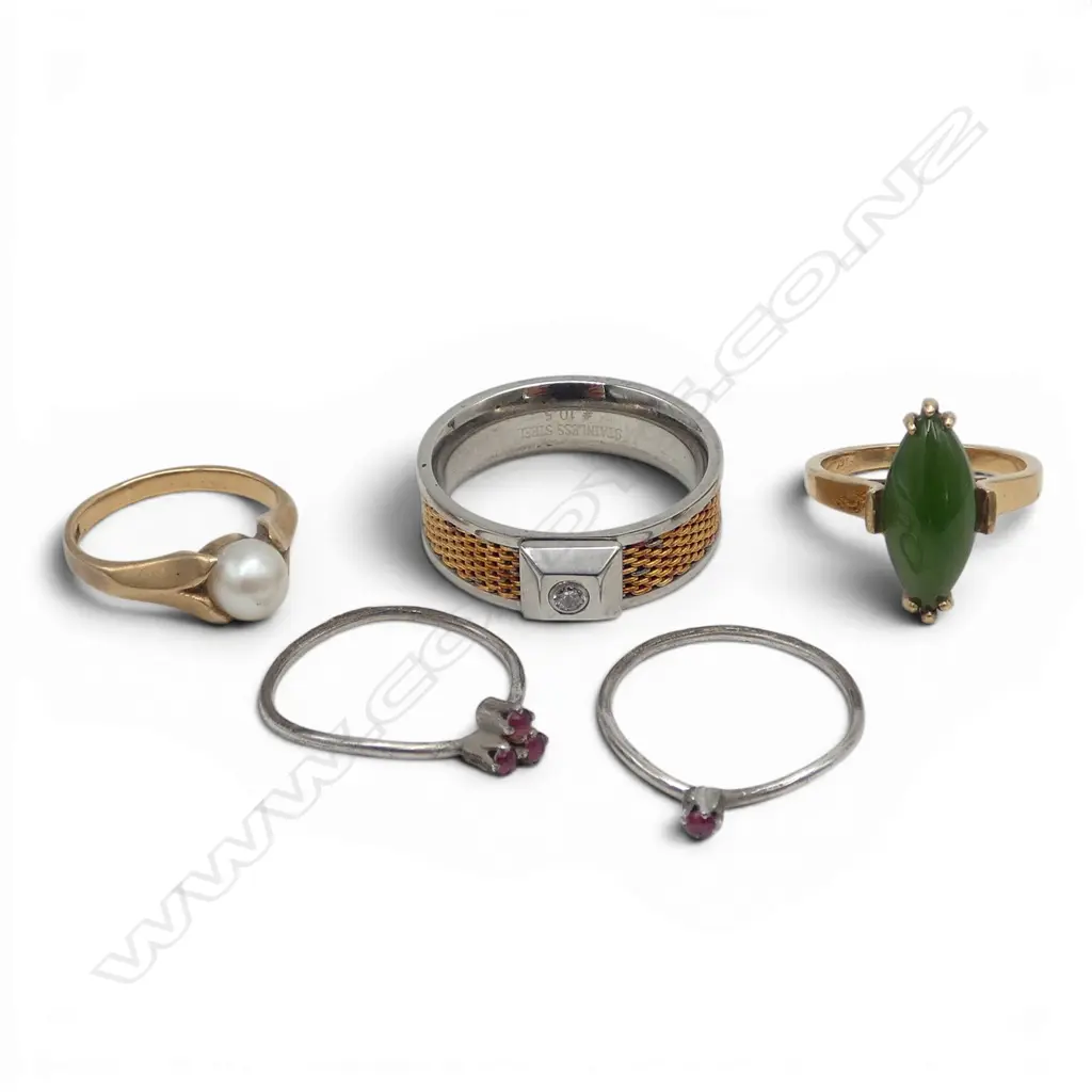 ASSTD GOLD/SILVER/STEEL RINGS 5.98gms ESTATE of, Jeweller Simon Misdale SIZE Image 1++