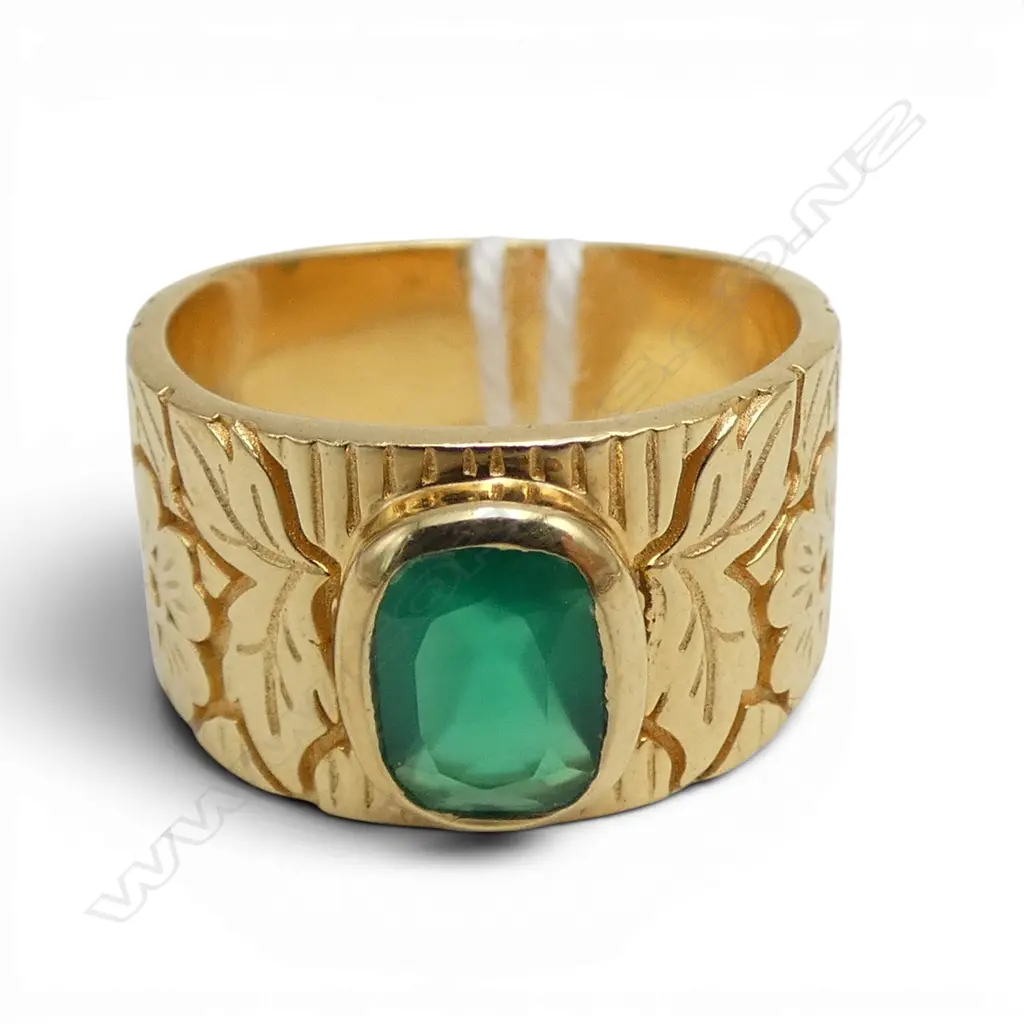 925 SILVER GILT RING w. GREEN COLOURED STONE 6.1gms SIZE L Image 1++