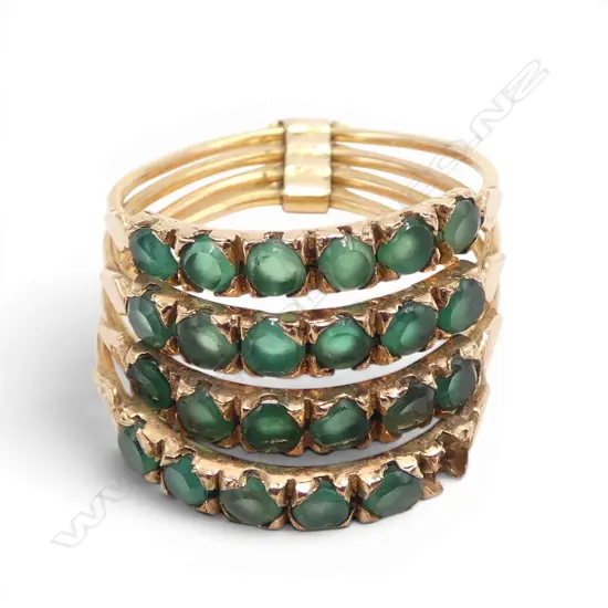 15ct QUADRUPLE RING, 4.4gms one stone missing size P