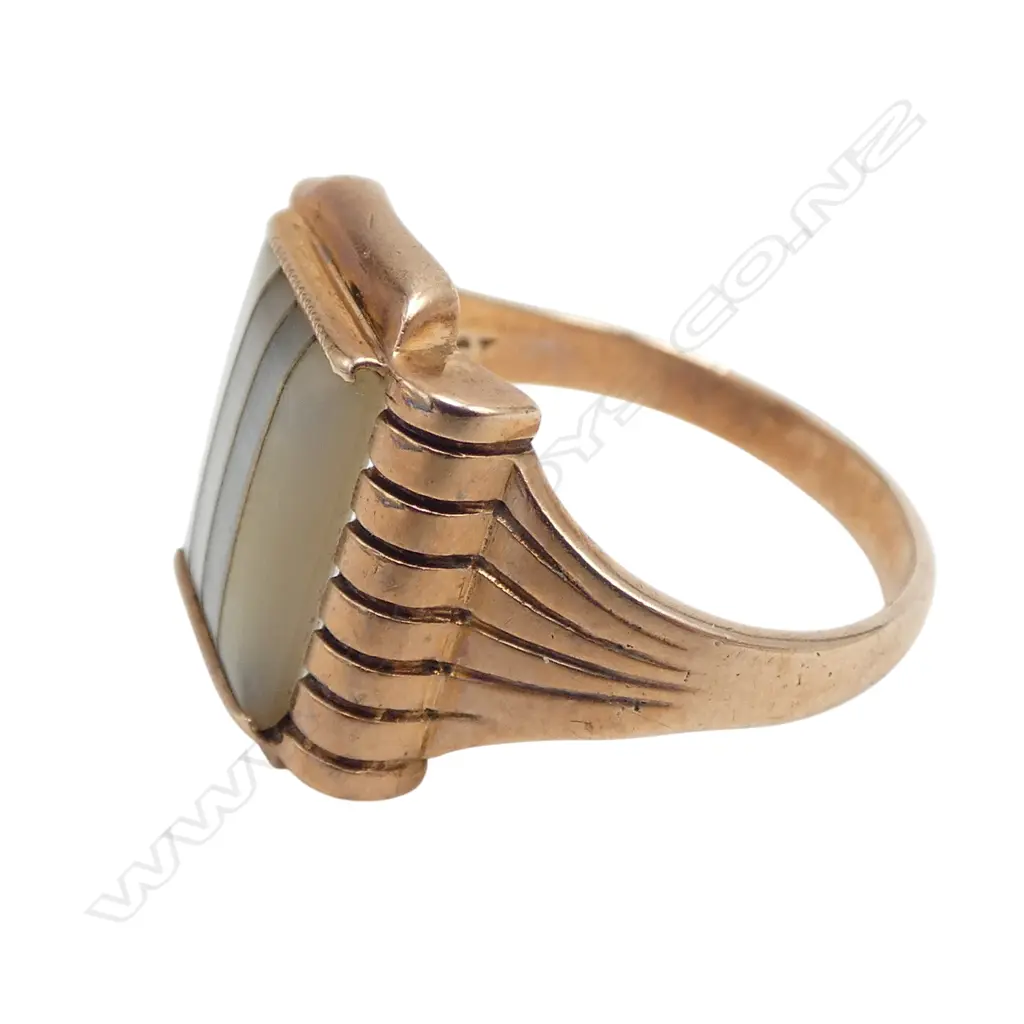 9CT ROSE GOLD AND MOTHER OF PEARL DECO RING 5.21gms SIZE S Image 1++