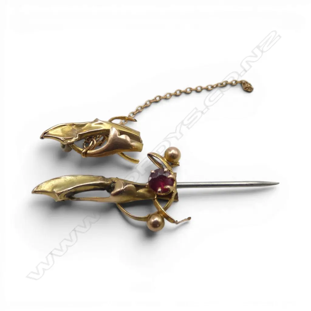 Edwardian 9ct gold bar brooch broken 2gms Image 1++