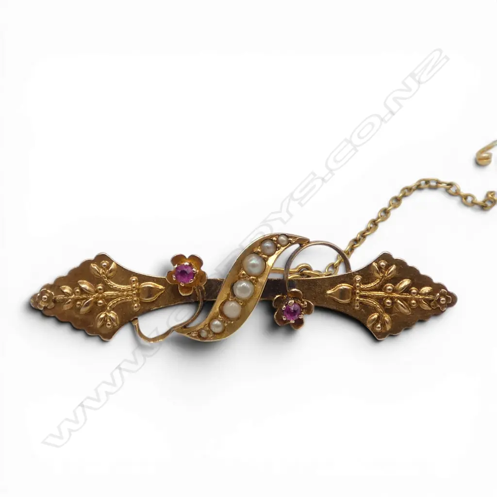Edwardian 15ct gold seed pearl & ruby bar brooch 3gms Image 1++