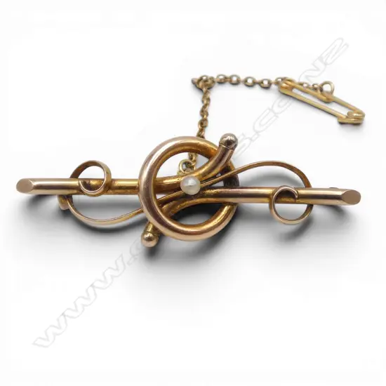 Edwardian 9ct gold & seed pearl bar brooch 2.58gms