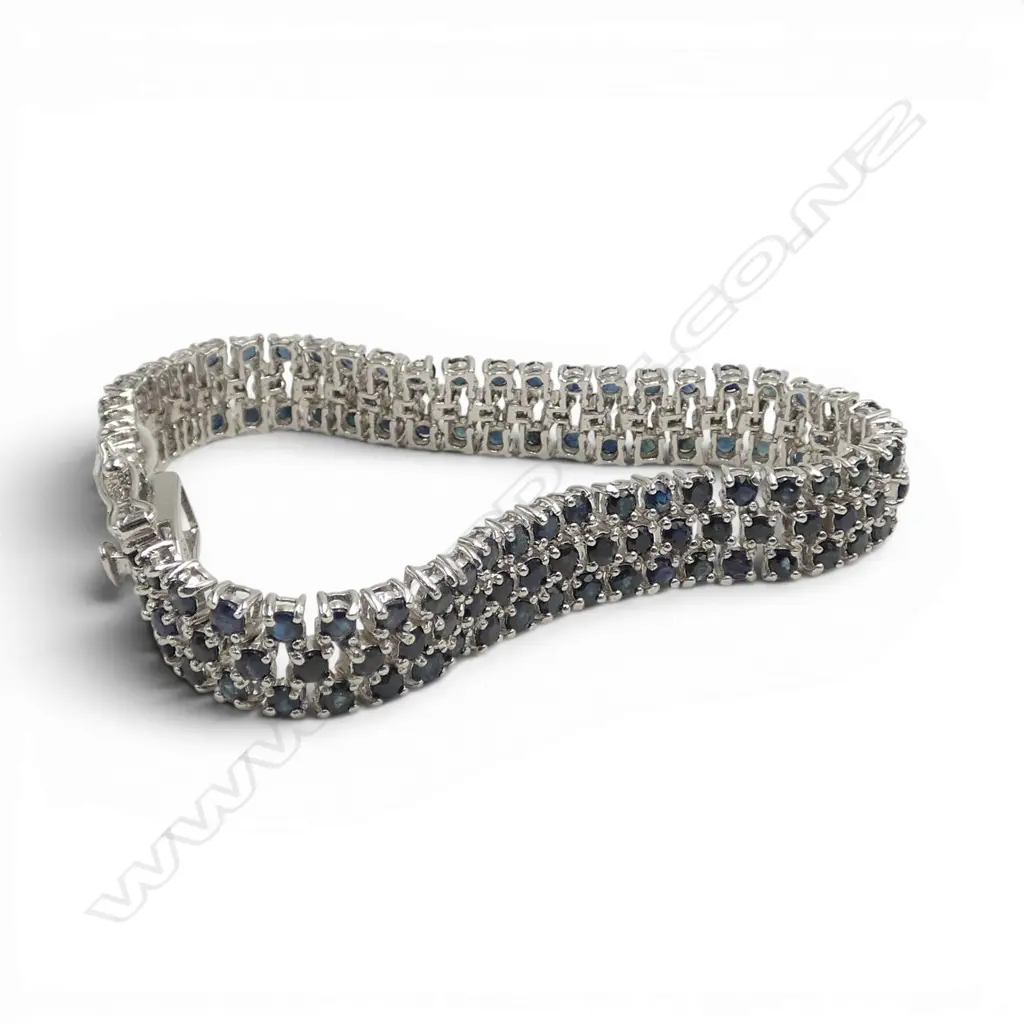 SILVER & SAPPHIRE THREE ROW BRACELET, L.200mm, 22.5cts Image 1++