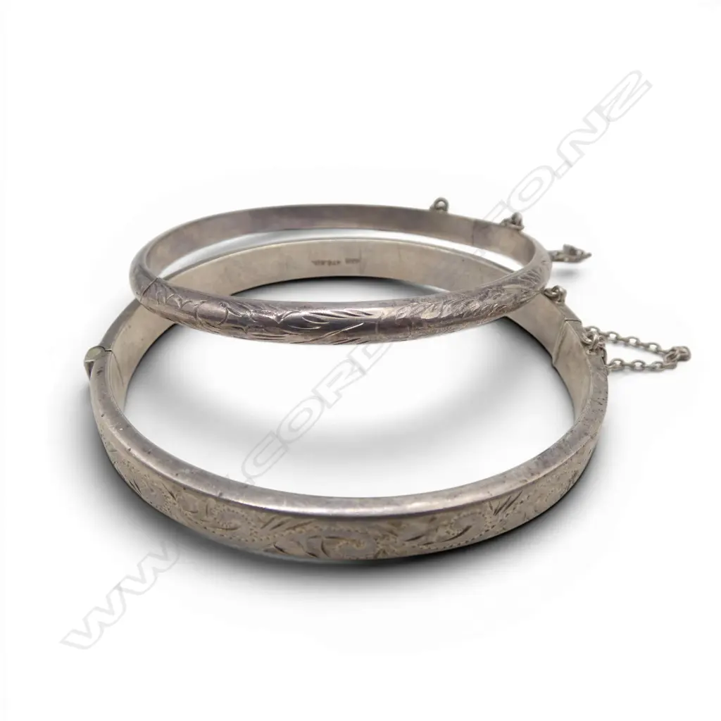 TWO ST SIL BRACELETS W17.8G Image 1++