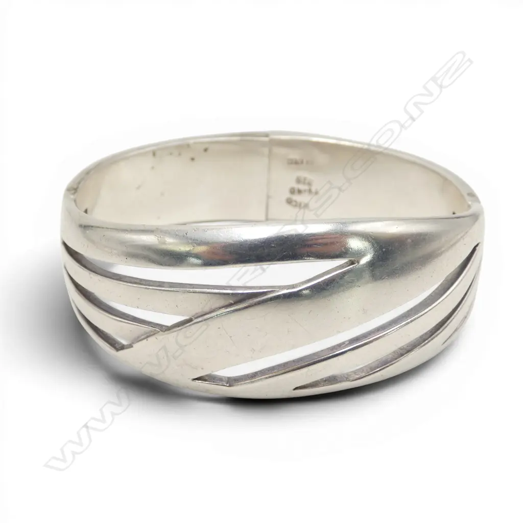 STG SILVER HEAVY SOLID HINGED BANGLE broad pierced bars. 80gms. Image 1++