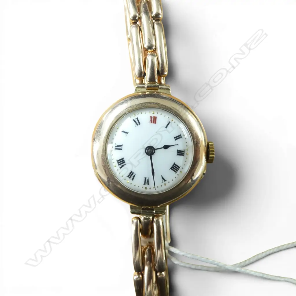 9CT ANTIQUE WRIST WATCH, STRAP GOLD 24gms Image 1++