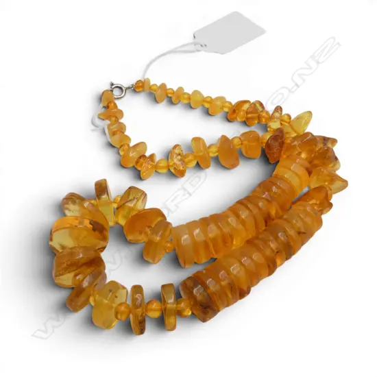 GRADUATING AMBER NUGGETS/DISCS/BEADS NECKLACE 
