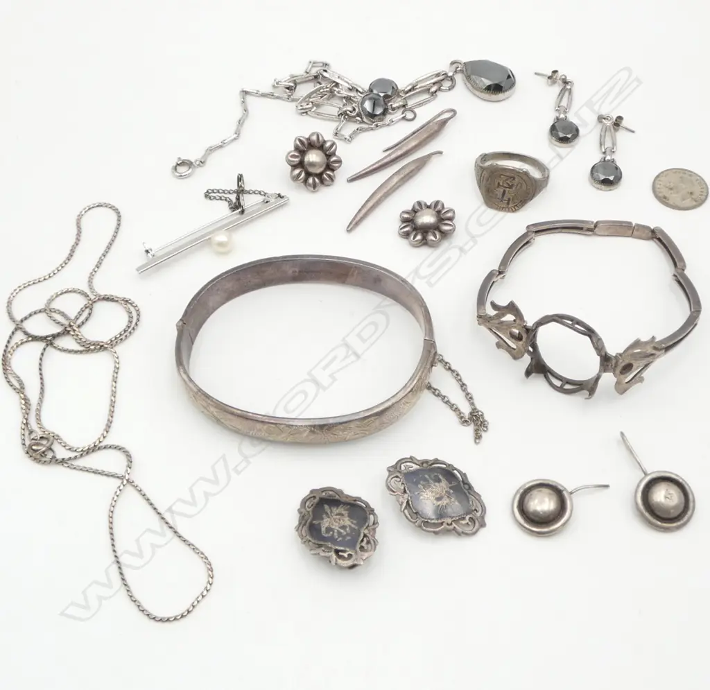 ASST SILVER JEWELLERY: hinged bangle + gem set necklace & earrings + others some damaged. 85gms Image 1++
