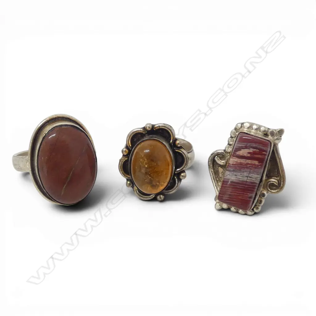   3 SEMI-PRECIOUS STONE RINGS Image 1++