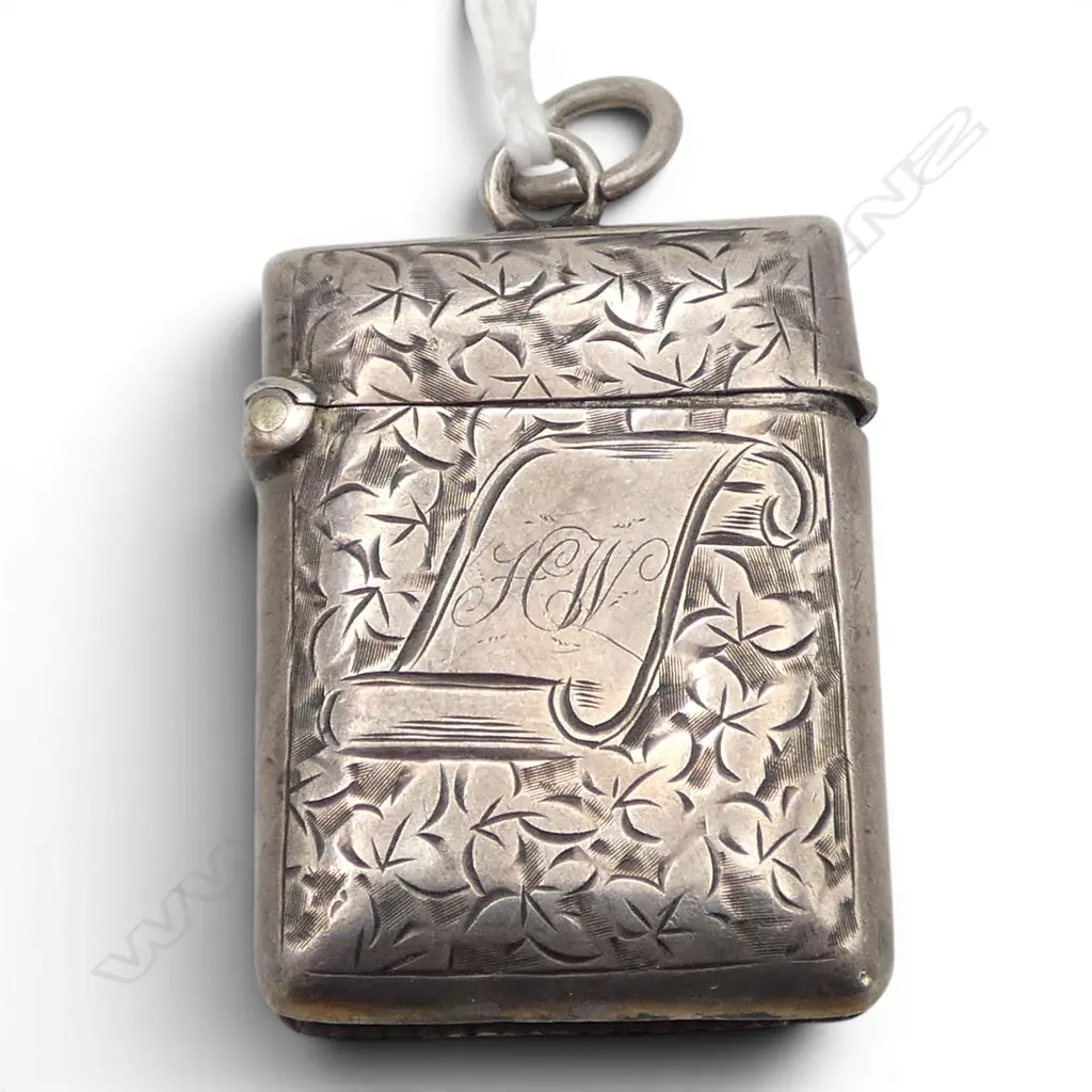 CHESTER 1903 SILVER ENGRAVED VESTA 15gms Image 1++