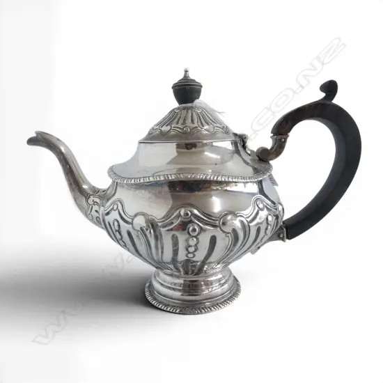STG SILVER TEAPOT, LONDON 1899 346gms