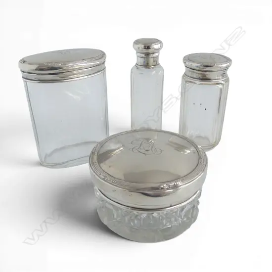 4 STG SILVER LIDDED CONTAINERS H.100mm (1 w. CHIP)