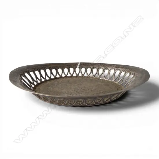 STG SILVER OVAL DISH, SHEFFIELD 1903 150x110mm 74gms