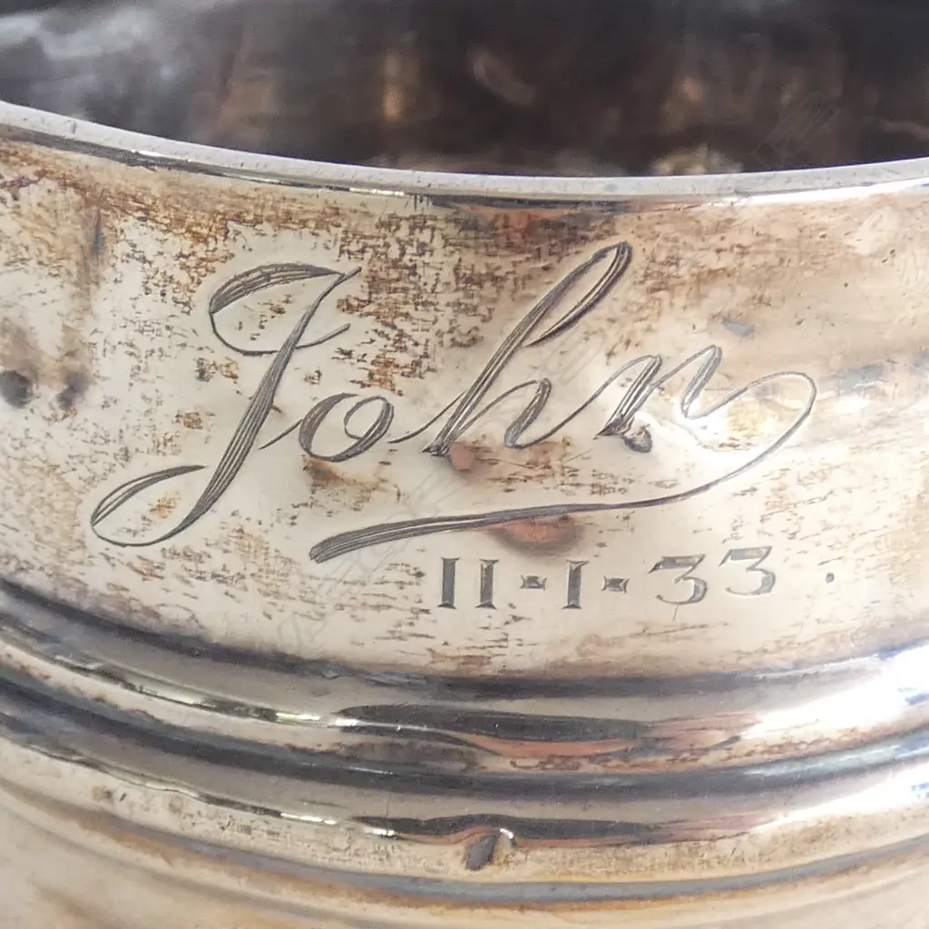 STG SILVER MUG, DENTED 90gms Image 1++